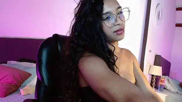 SashaBowei online show from November 10, 11:55 pm