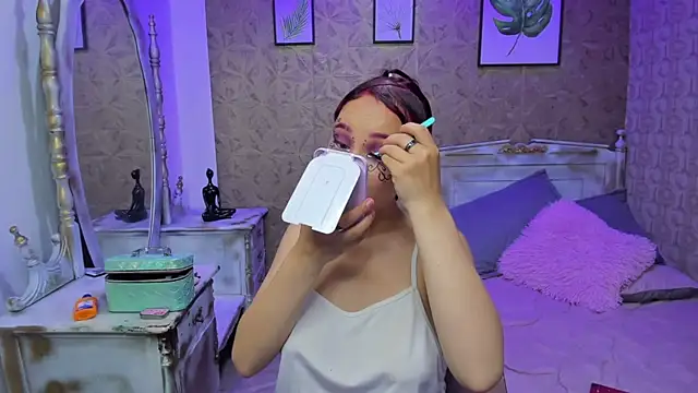 Megane whitte online show from January 10, 3:44 am