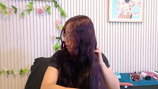 Abrilmirren online show from March 14, 11:22 am