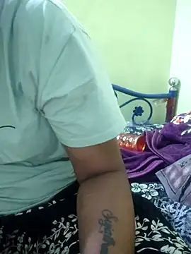 navyasree143 online show from April 9, 1:05 pm