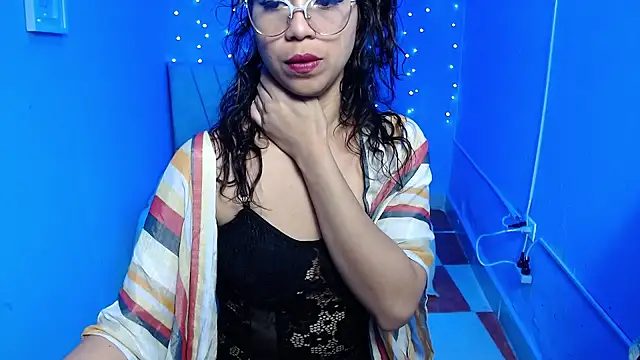 mIley 011 online show from October 16, 1:36 pm