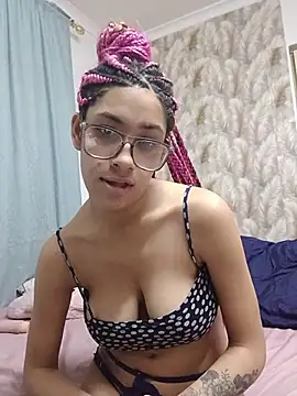 Sexyyeyes244 online show from July 25, 4:25 pm