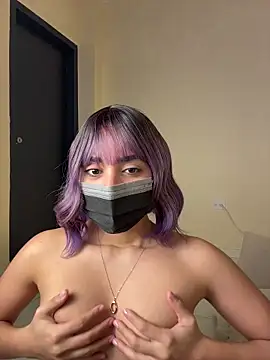 Capricho 01 online show from November 9, 6:48 pm