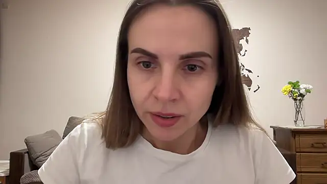 AnnieLove7722 online show from November 19, 2:28 pm