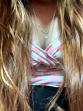 Snapshot of Tina_pusy chatting on October 9, 8:24 pm Tina pusy online show from October 9, 8:24 pm