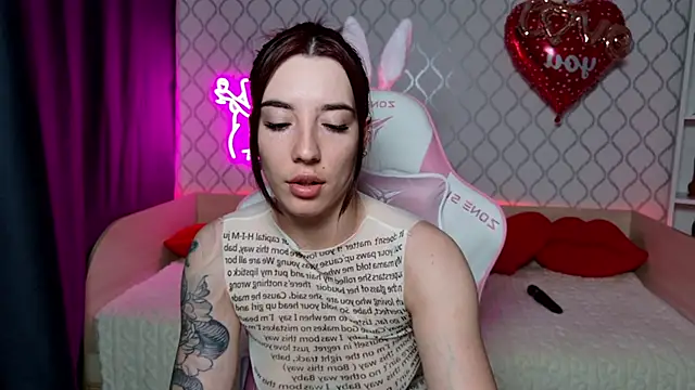 Curious Lily online show from March 28, 12:55 am