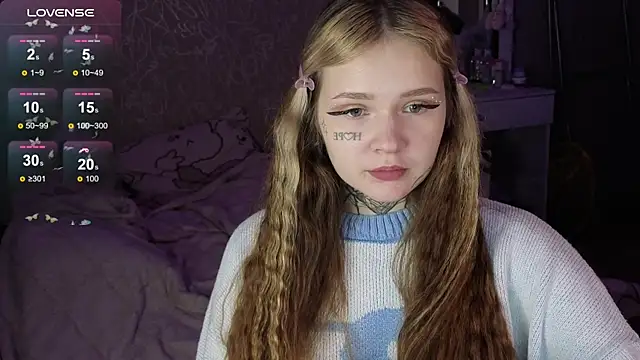 Liaaa Li online show from December 15, 5:07 pm