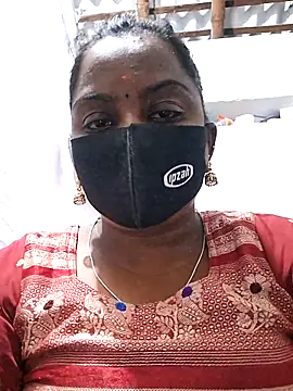 Snapshot of Tamil_Hot_Sindhu chatting on October 7, 8:24 pm Tamil Hot Sindhu online show from October 7, 8:24 pm