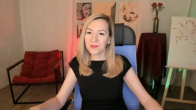 DonnaSmitth online show from February 10, 6:44 pm