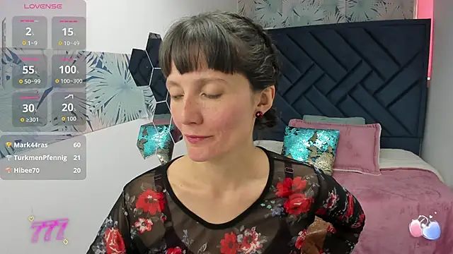 Valery More   online show from March 26, 3:14 pm