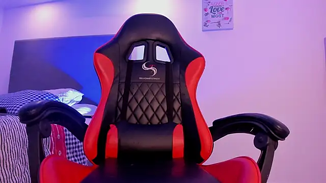 charlotte  queen online show from November 1, 2:21 pm