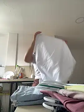 Amelia Rivas online show from April 1, 4:26 pm