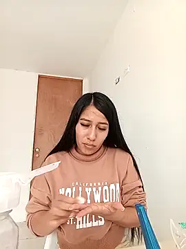 Amelia Rivas online show from December 17, 8:24 pm