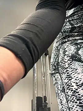 bellacagyal online show from January 15, 5:35 am