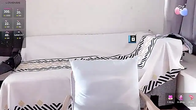 Smile-- online show from November 19, 4:12 am