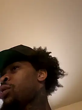 thefreakscomeoutatnight online show from October 15, 3:58 pm