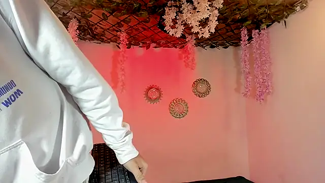 Spicymixxx06 online show from March 31, 1:05 am