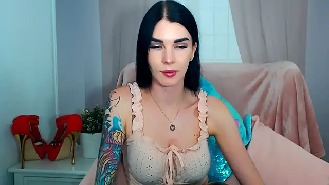Snapshot of SofiiaBeauty chatting on October 19, 7:16 pm SofiiaBeauty online show from October 19, 7:16 pm