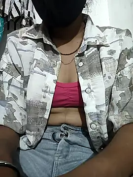 Snapshot of Hotty_ruvi chatting on October 17, 7:28 pm Hotty ruvi online show from October 17, 7:28 pm