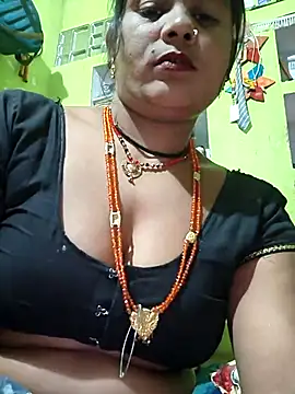 Snapshot of Hotty_ruvi chatting on October 16, 5:37 pm Hotty ruvi online show from October 16, 5:37 pm