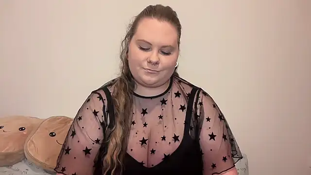 BriannaFlirty online show from November 3, 7:18 pm