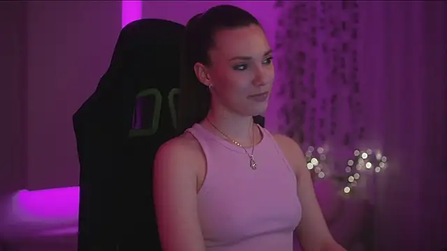 CandyStorm online show from March 25, 9:50 pm