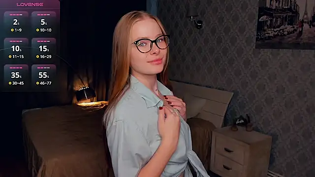 LibbyVenzeio online show from November 12, 8:12 am