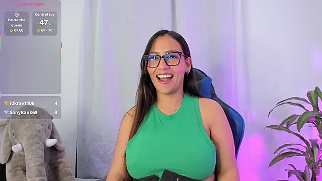 aleaa x online show from October 24, 1:01 am