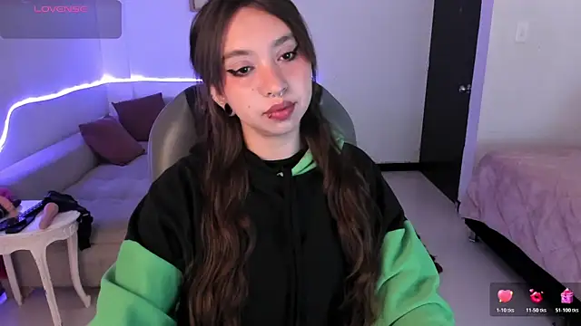 Scarlett  Cooper   online show from October 28, 12:11 pm