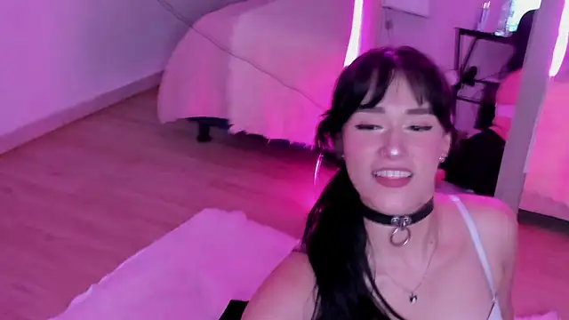 Goth Alice online show from November 7, 8:25 pm