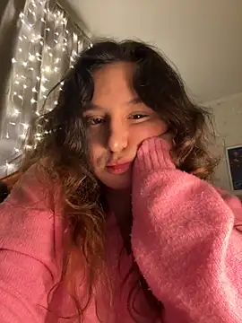 Luisaa rosee online show from December 1, 11:40 pm