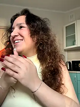 Luisaa rosee online show from October 2, 2:11 pm