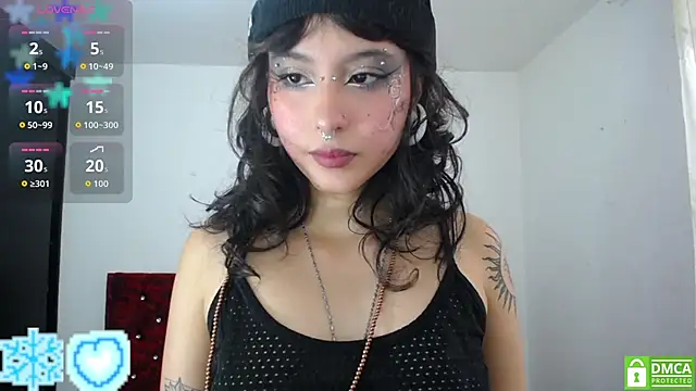 Lia Carter  online show from December 3, 9:50 pm