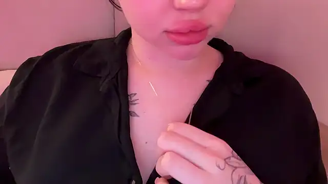 AlmaryKim online show from March 26, 9:05 pm