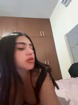 whitefoxxxx6 online show from November 24, 1:07 am