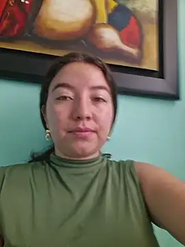 annyaparis online show from November 28, 3:04 pm