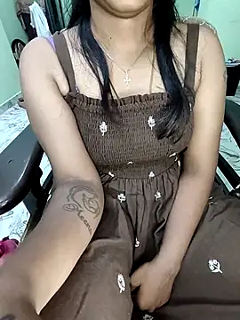 tamil thaara03 online show from April 2, 6:38 pm