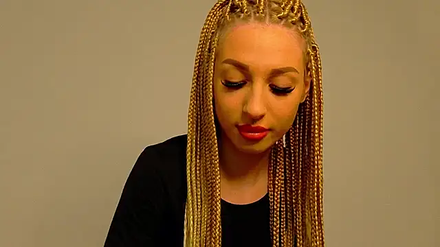 Sia a online show from December 14, 12:44 pm