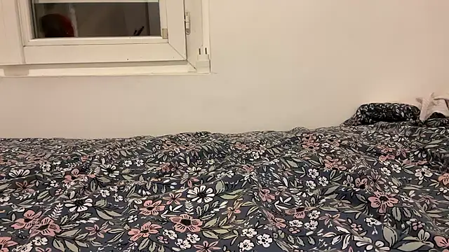 nanaisbackk online show from January 17, 8:49 pm