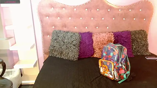 Miranda Collins online show from November 18, 11:11 am