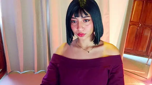 emma web  online show from March 21, 3:06 pm