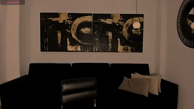 EmilyJohnsonX1 online show from November 23, 5:58 pm