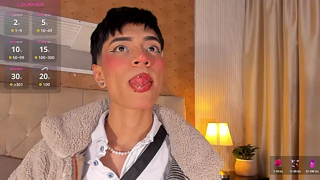 alana madison10 online show from November 16, 6:48 am