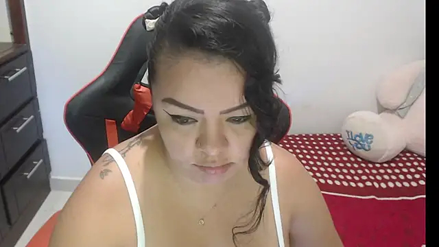 emily sexxx online show from January 7, 3:54 am