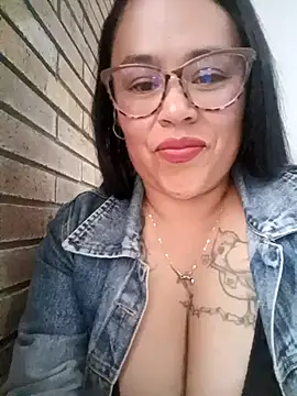 Italia 12 online show from November 16, 10:10 pm