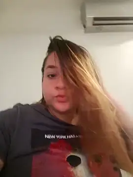 Snapshot of yourbbwfavorite chatting on October 14, 11:40 pm yourbbwfavorite online show from October 14, 11:40 pm