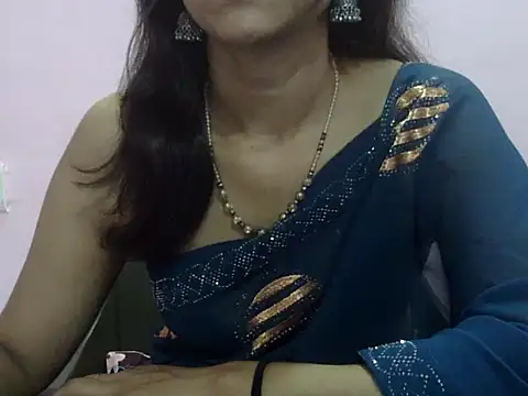 Laila Cute online show from May 19, 11:39 am