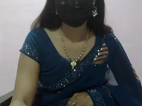 Laila Cute online show from March 27, 2:18 pm