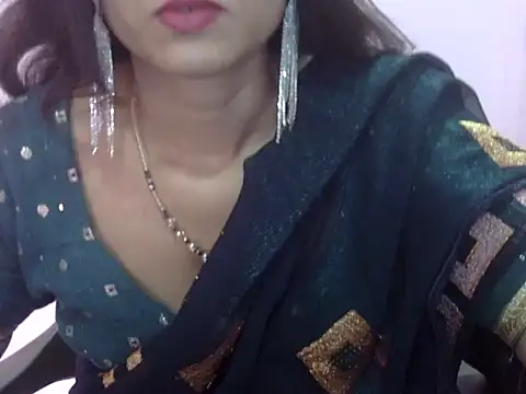 Laila Cute online show from May 29, 3:59 am