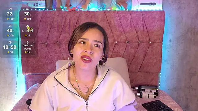 Mia lopez 1 online show from June 17, 8:48 am